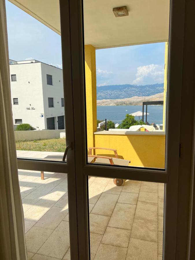 Pag Bay Paradise Apartments Pag Town Dış mekan fotoğraf